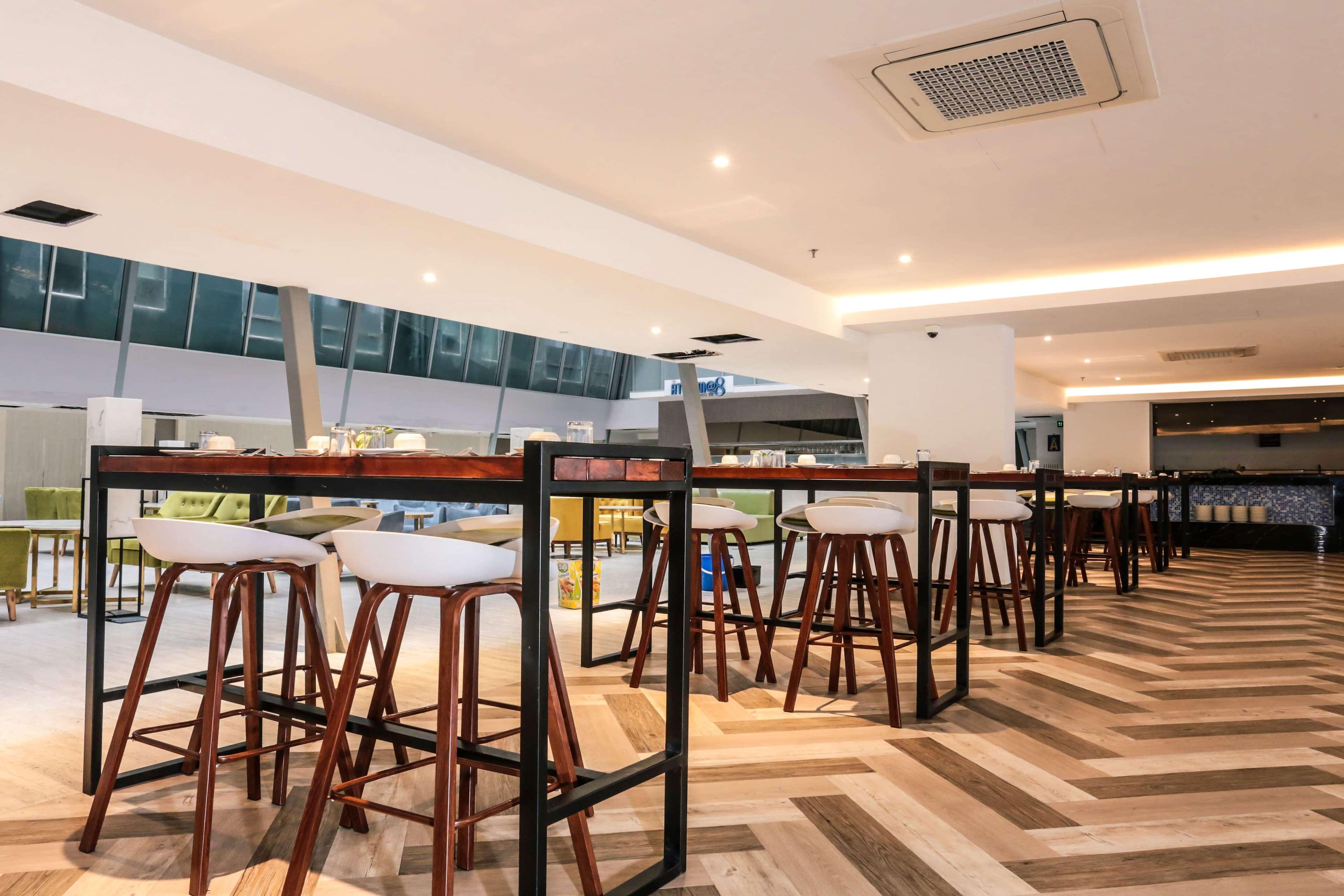 Days And Suites Fraser Business Park Kl Kuala Lumpur Luaran gambar